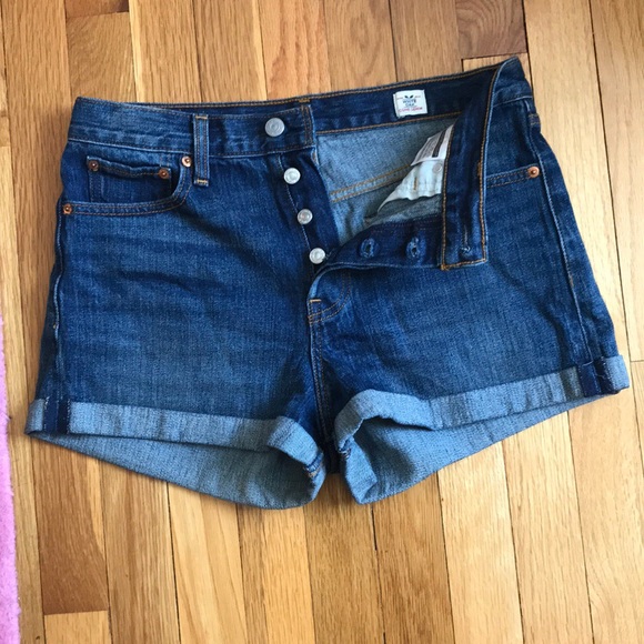 Levi’s High-Waisted shorts - Picture 5 of 6